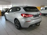 Gebraucht BMW 118 Sport Line 140 PS (102 kW) 2020 Glaciersilber metallic Kleinwagen