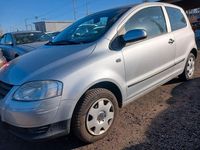 Gebraucht VW Fox Basis 54 PS (39 kW) 2007 Silber Kleinwagen