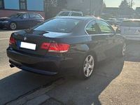 Gebraucht BMW 320 170 PS (125 kW) 2010 Blau Coupé