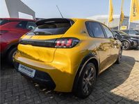 Gebraucht Peugeot e-208 Active 100 kW (136 PS) 2022 Gelb Kleinwagen