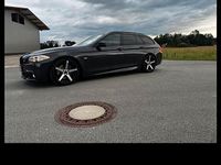 Gebraucht BMW 530 258 PS (189 kW) 2011 Schwarz Kombi