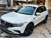 Gebraucht VW Tiguan Active 150 PS (110 kW) 2022 Schwarz SUV