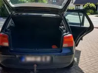 Gebraucht VW Golf IV 75 PS (55 kW) 2004 Schwarz Kleinwagen