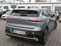 Gebraucht Renault Megane E-Tech Iconic 160 kW (218 PS) 2022 Dolomitgrau, dach blackpearl schwarz Limousine