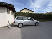 Second-hand Ford Focus Ambiente 101 CP (74 kW) 2004 Argintiu Break