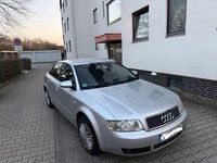 Gebraucht Audi A4 131 PS (96 kW) 2004 Silber Limousine