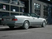 Gebraucht Mercedes E320 220 PS (161 kW) 1994 Silber Cabrio