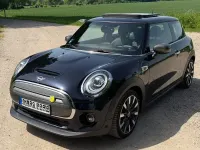 Gebraucht Mini Cooper SE 135 kW (184 PS) 2020 Schwarz Kleinwagen