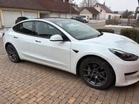Gebraucht Tesla Model 3 Standard Range 239 kW (325 PS) 2022 Weiß Limousine