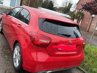 Gebraucht Mercedes A200 156 PS (114 kW) 2016 Rot Limousine