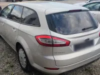 Gebraucht Ford Mondeo 115 PS (84 kW) 2014 Silber Kombi