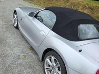 Gebraucht BMW Z4 170 PS (125 kW) 2004 Silber Cabrio