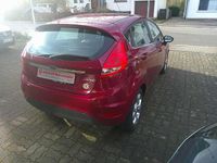Gebraucht Ford Fiesta Titanium 82 PS (60 kW) 2009 Violett Kleinwagen