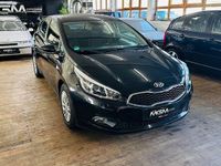 Gebraucht Kia Ceed 99 PS (72 kW) 2014 Schwarz Kleinwagen