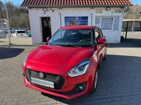Gebraucht Suzuki Swift Comfort+ 111 PS (81 kW) 2017 Rot Kleinwagen