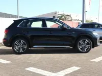Gebraucht Audi Q5 Business 299 PS (219 kW) 2024 Mythosschwarz metallic SUV
