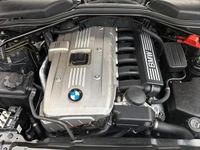 Gebraucht BMW 523 177 PS (130 kW) 2005 Schwarz Kombi