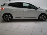Gebraucht Renault Clio V Techno 91 PS (66 kW) 2024 Gletscherweiss (weiss) Limousine