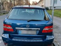 Gebraucht Mercedes B200 136 PS (100 kW) 2009 Blau Van / Kleinbus