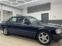 Gebraucht Mercedes 190 118 PS (86 kW) 1989 Blau Limousine