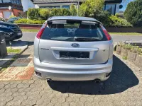 Używany Ford Focus ST 225 KM (165 kW) 2006 Srebrny Sedan/Limuzyna