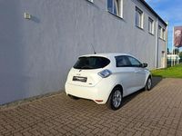 Gebraucht Renault Zoe LIMITED 80 kW (109 PS) 2019 Weiß Kleinwagen