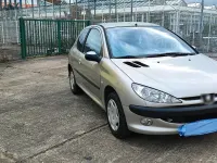 Gebraucht Peugeot 206 60 PS (44 kW) 2003 Grau Kleinwagen
