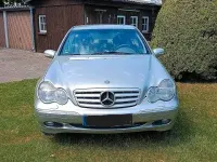 Gebraucht Mercedes C200 163 PS (119 kW) 2000 Silber Limousine