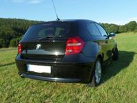 Gebraucht BMW 118 194 PS (142 kW) 2008 Schwarz Kleinwagen