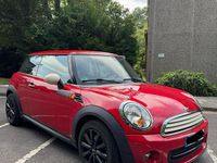 Gebraucht Mini ONE 75 PS (55 kW) 2011 Rot Kleinwagen