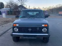 Gebraucht Lada niva 83 PS (61 kW) 2012 Schwarz SUV
