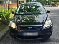 Gebraucht Ford Focus 101 PS (74 kW) 2011 Schwarz Kombi