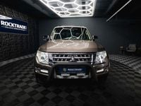 Gebraucht Mitsubishi Pajero Top 190 PS (139 kW) 2017 Granitbraun (m) SUV