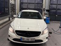 Gebraucht Mercedes CLA200 156 PS (114 kW) 2016 Weiß Coupé