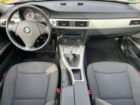 gebraucht BMW 318 i Touring Xenon Pano Klimaaut. 2HD Scheckheft