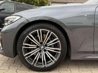 Gebraucht BMW 330 M Sport 265 PS (194 kW) 2020 Mineralgrau metallic Kombi