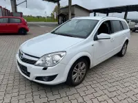 Gebraucht Opel Astra Cosmo 125 PS (91 kW) 2008 Weiß Limousine