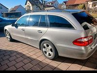 Gebraucht Mercedes E220 150 PS (110 kW) 2005 Grau Kombi