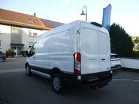 Gebraucht Ford Transit Trend 177 PS (130 kW) 2023 Weiß Van / Kleinbus