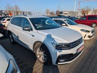 Gebraucht VW Tiguan Allspace Highline 220 PS (161 kW) 2017 Silberkeine angabe SUV