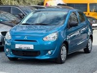 Gebraucht Mitsubishi Space Star Diamant Edition 71 PS (52 kW) 2016 Blau Kleinwagen
