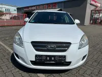 Gebraucht Kia Ceed LX 109 PS (80 kW) 2009 Weiß Kleinwagen