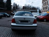 Gebraucht VW Bora 105 PS (77 kW) 2001 Silber Limousine