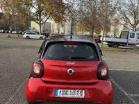 Second-hand Smart ForFour Passion 71 CP (52 kW) 2016 Roșu Hatchback