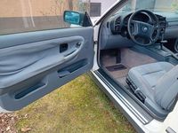 Gebraucht BMW 318 140 PS (102 kW) 1995 Weiß Coupé