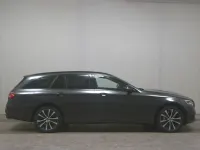 Gebraucht Mercedes E300 Avantgarde 306 PS (225 kW) 2022 Grau Kombi