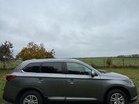 Gebraucht Mitsubishi Outlander Diamant Edition 150 PS (110 kW) 2019 Grau SUV