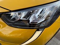 Gebraucht Peugeot e-208 Allure 100 kW (136 PS) 2023 Metfa faro gelb Kleinwagen