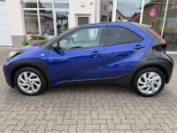 Gebraucht Toyota Aygo X Pulse 72 PS (52 kW) 2022 Juniper blue / black mica (metallic) SUV