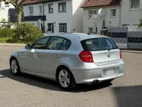 Gebraucht BMW 116 122 PS (89 kW) 2011 Grau Kleinwagen
